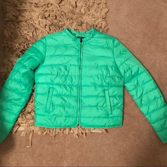 gap green puffer jacket
